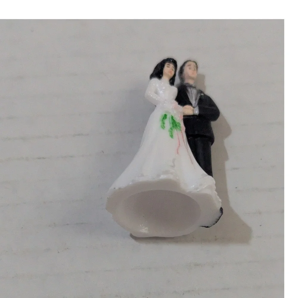Bride and Groom Wedding Cake Topper Figures 2
